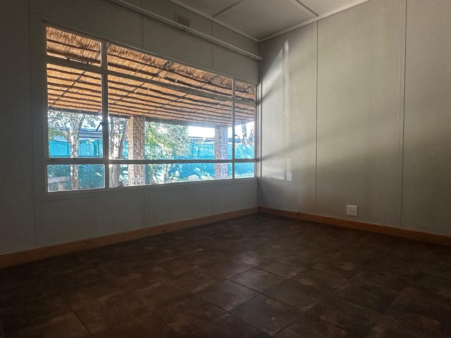 4 Bedroom Property for Sale in Dealesville Free State